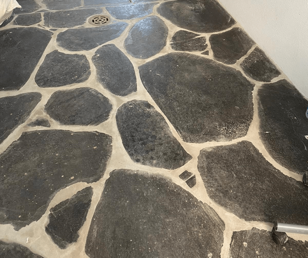 אבן בזלת לריצוף