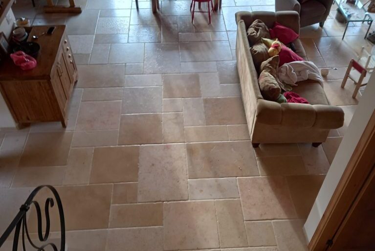 ריצוף טרוורטין